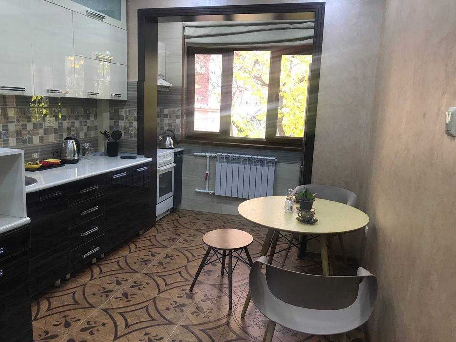 Продаётся 2-комнатная квартира 2/3/4, 57 м², Мирабадский район