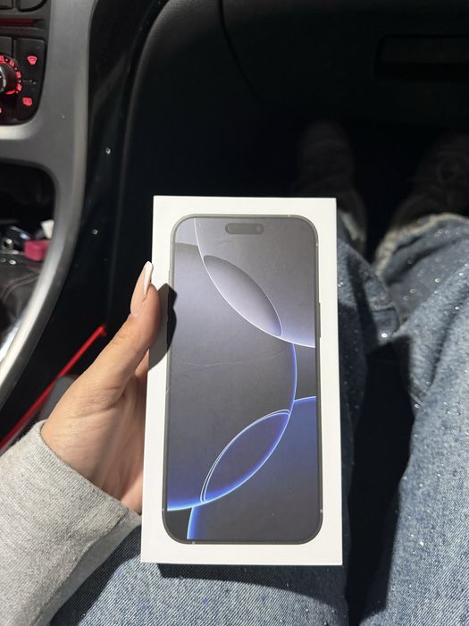 Apple 16 pro max 512  GB