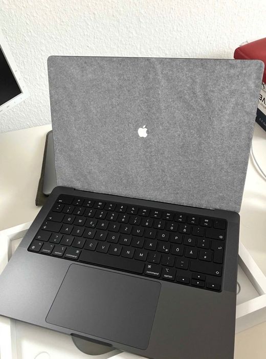MacBook M4 Pro нов