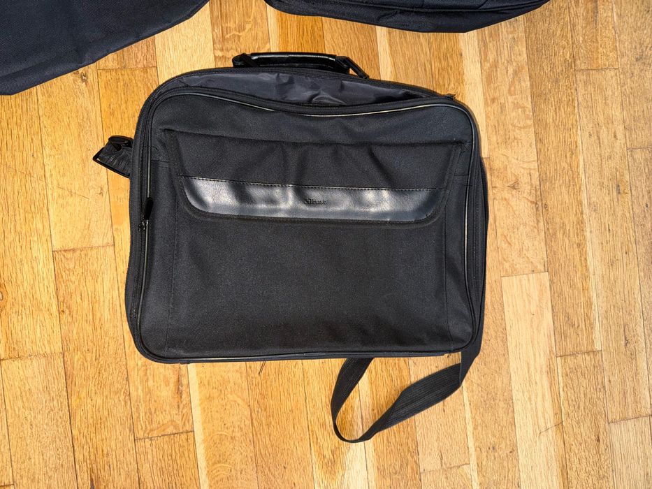 2 +1 подарък цената обща  работни чанти за лаптоп, документи