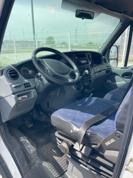 Iveco daily cu lift 35C12