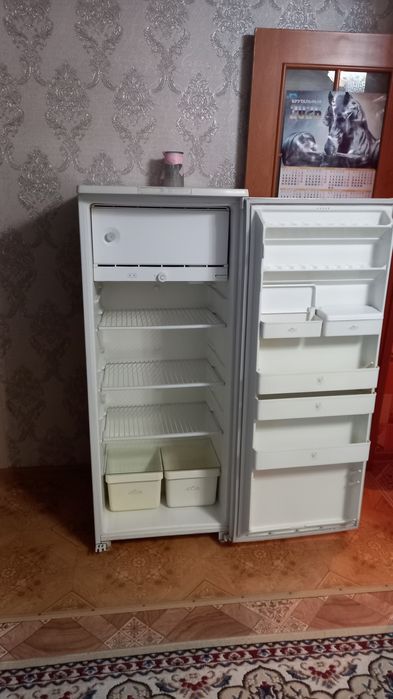 Продам холодильник