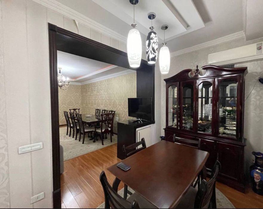 Продается 3хком на Ойбек