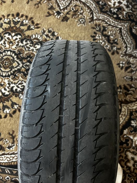 Продам шину 215/55/R17