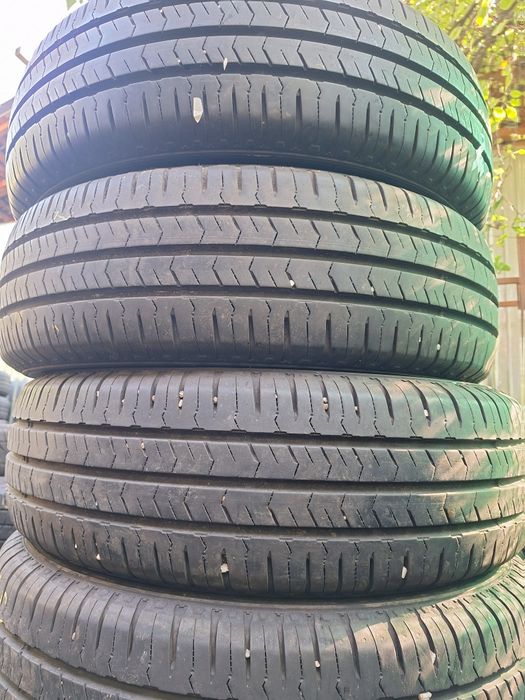 Anvelope Nexen 215/75/16C de vară 8buc aproape noi