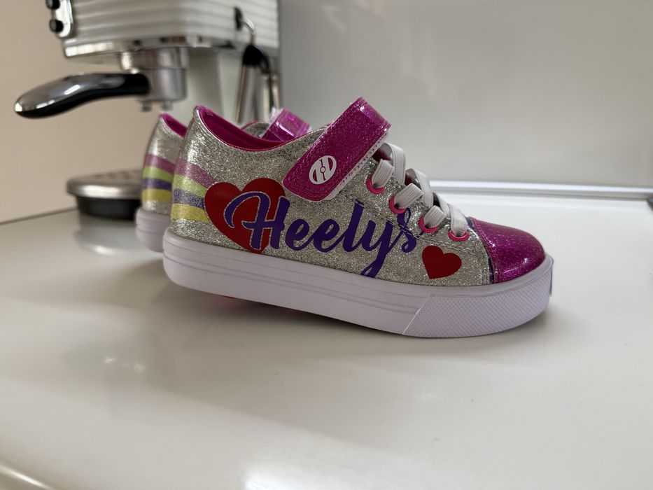 Обувки с колелца heelys