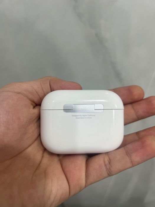 Продам почти новые Airpods 3 pro