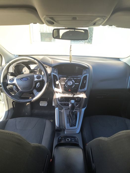 FORD Focus 2011 — imagine 2