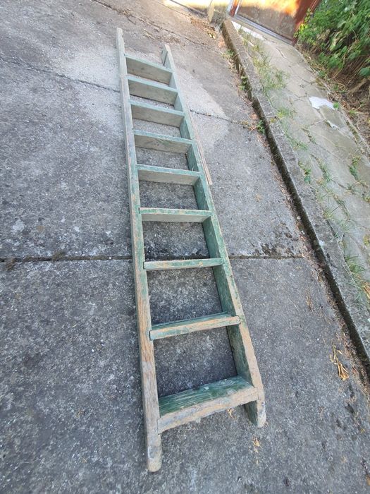 Дървена   стълба