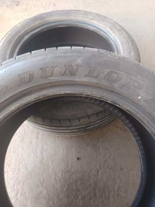 215/55/17 2броя Dunlop SportMaxx.Гумите са в много добро състояние