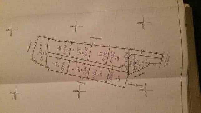 Teren intravilan centru Husi zona linistita, centrala, ideala ptr casa