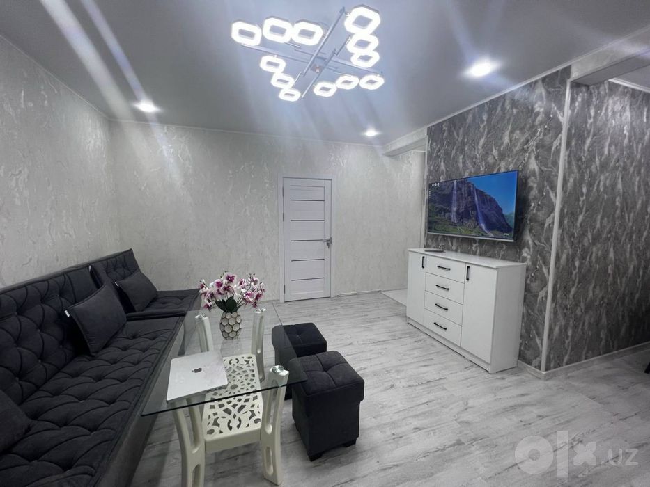 2(3) комнатная квартира метро космонавтов