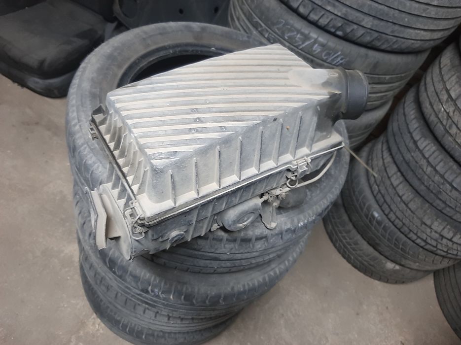 Части за  Голф 2