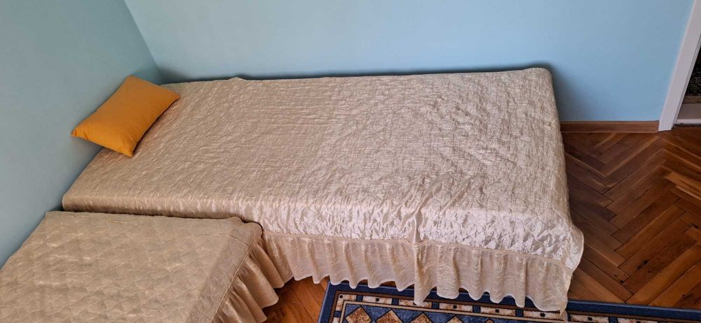 Продавам обзавеждане за детска стая