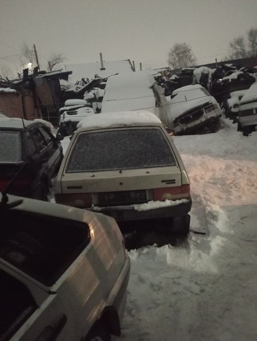Продам ваз 2109 по болтам