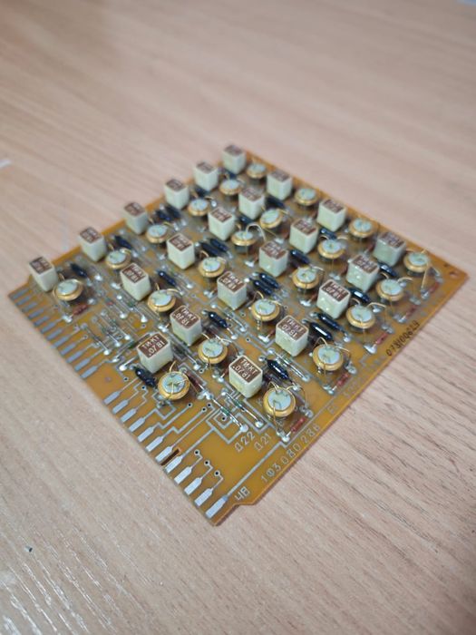 Принимаем Радиодетали Платы Микросхемы