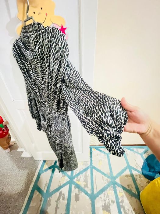 Продам итальянское платье! Шымкент