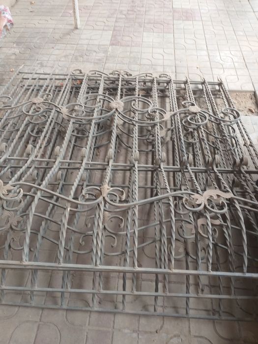 4ta Reshotka 2 ta deraza sotiladi