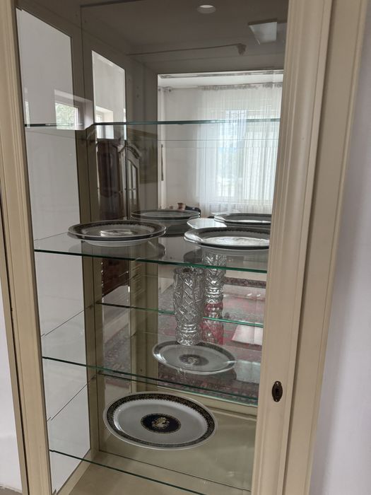 Срочно! Шкаф для посуды