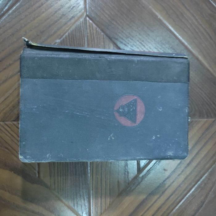 Продается антикварный книга карманный словарь русского и немецкого.