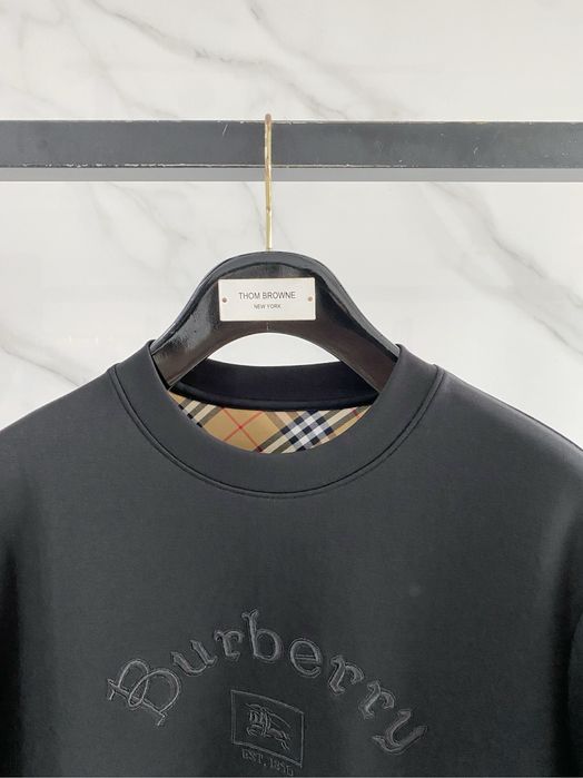 Tricou Burberry , calitate