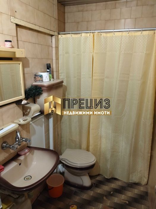 Продажба 2-стаен гр. Шумен - Тракия 56m²