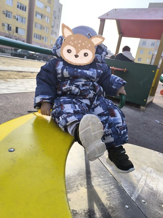 Продам комбинезон осень -зима