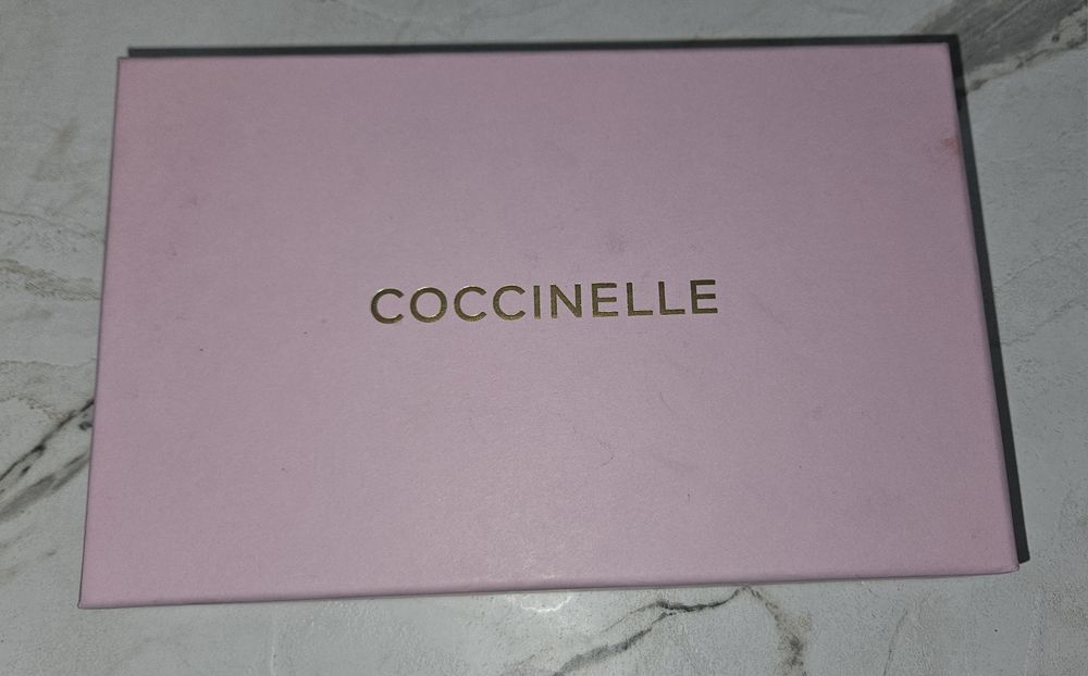 Coccinelle-естествена кожа дамско портмоне/портфейл