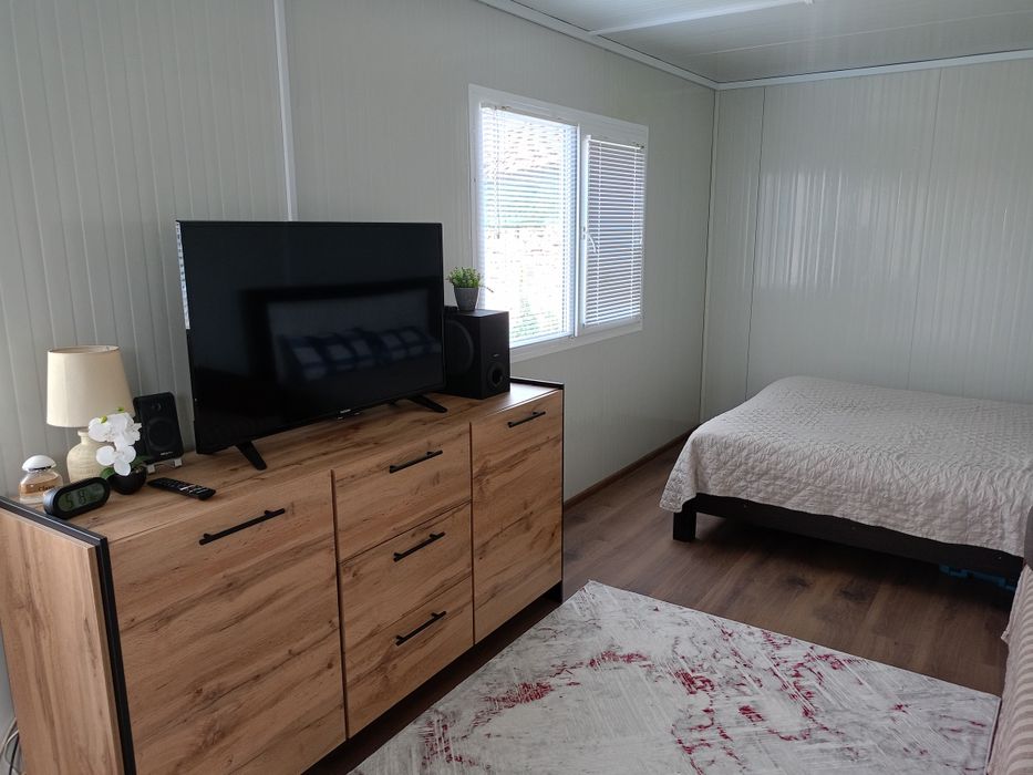 Контейнер обзаведен