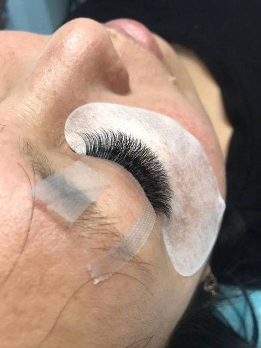 Наращивание ногтей, ресниц, дипеляция