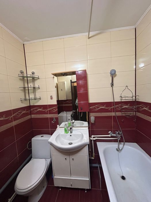 Garsonieră de închiriat în Poarta 6