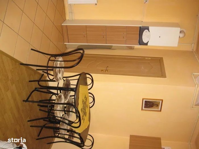 Mureseni - Vanzare apartament 2 camere - Str. Gheorghe Doja — fotografia 3