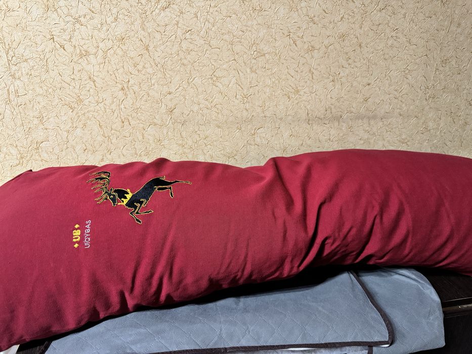 Подушка для обнимашек