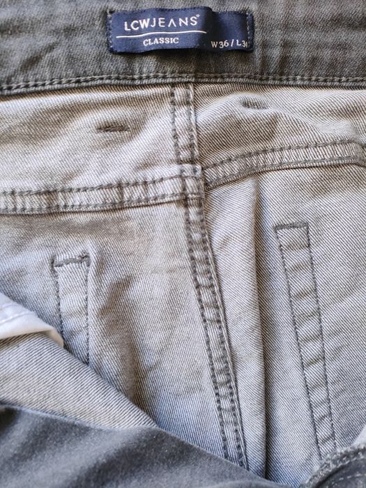 Джинсы б/у в отличном состоянии