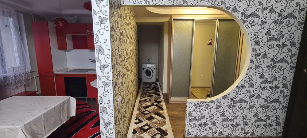 Сдам 2х. комн в центре