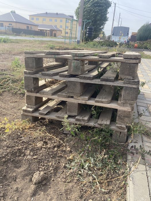 Палеты для стройки