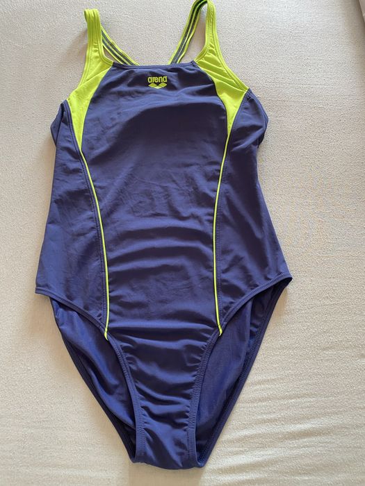Costum de baie intreg Arena