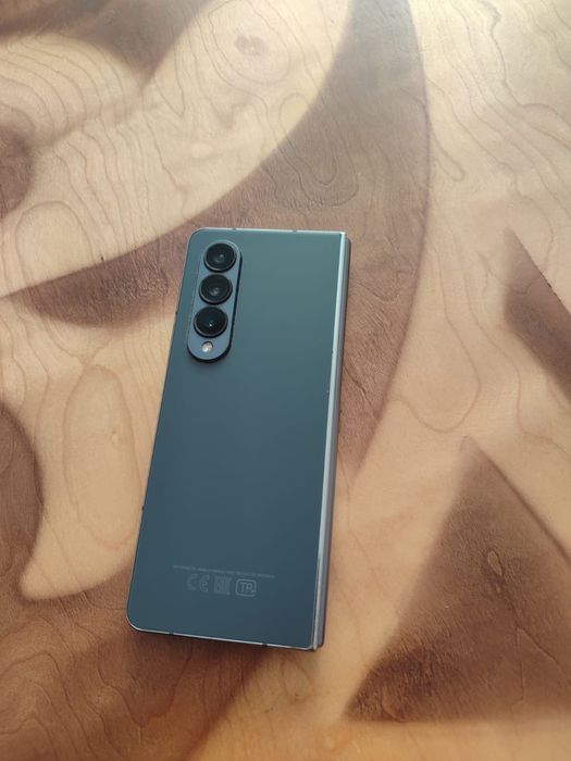 Samsung galaxy fold 4