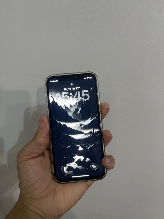 Продам айфон 12 iPhone 12