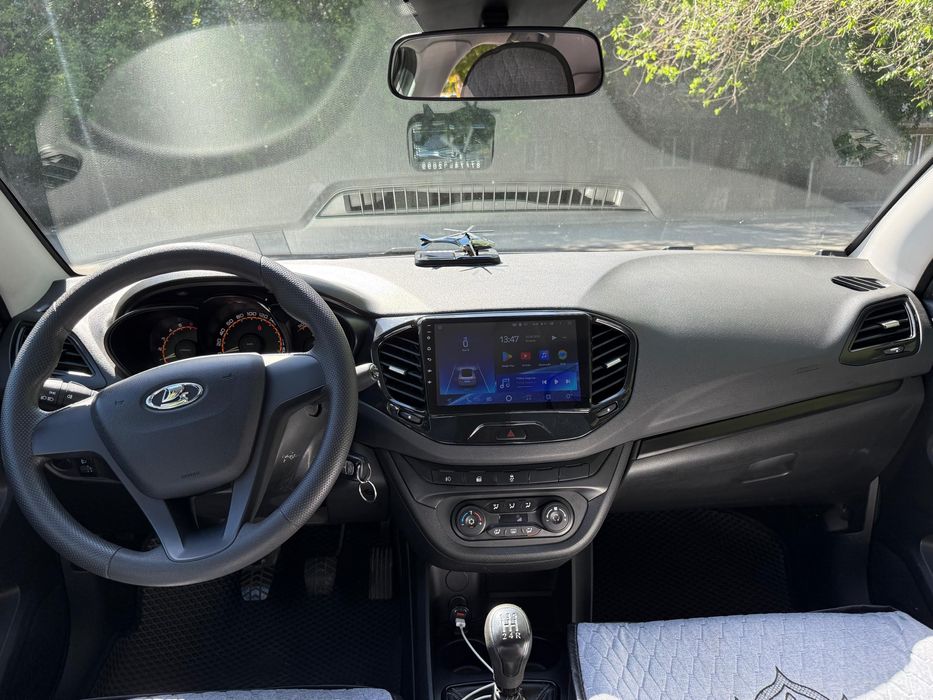 Продам Ладу Весту 1,6 МКПП