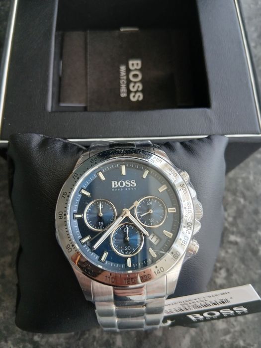 Нов часовник HUGO BOSS Hero Sport Lux Chronograph 1513755. Имам и други обяви с нови часовници Hugo BOSS