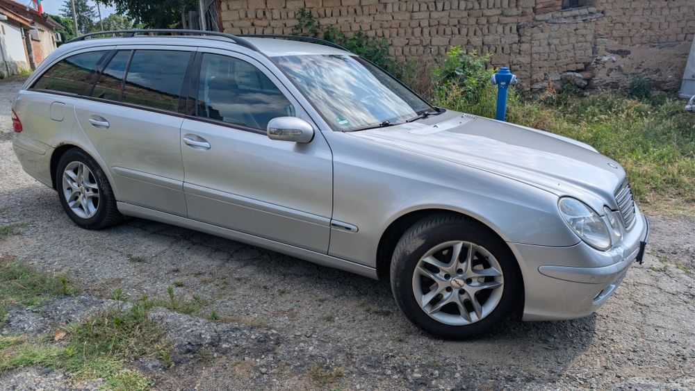 Mercedes W211 E220