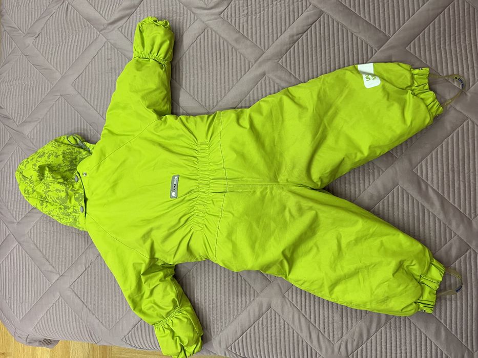 Продам зимний детский комбенезон