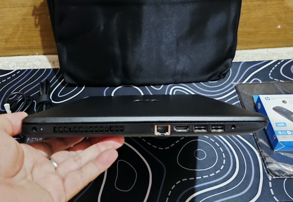 Hp Laptop 15 новом состаяний!