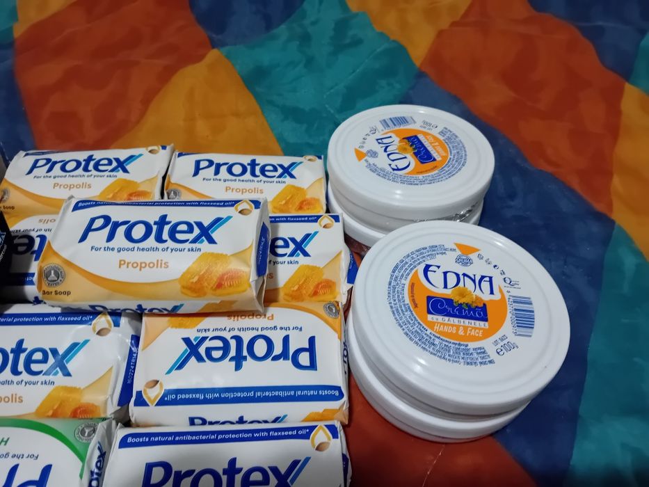 14 buc sapun protex 90g plus 7 crema de mâini edna cu galbenele