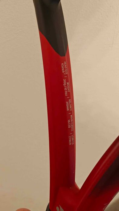 Vând rachetă de tenis Yonex Vcore 95 Shapo L3 2024