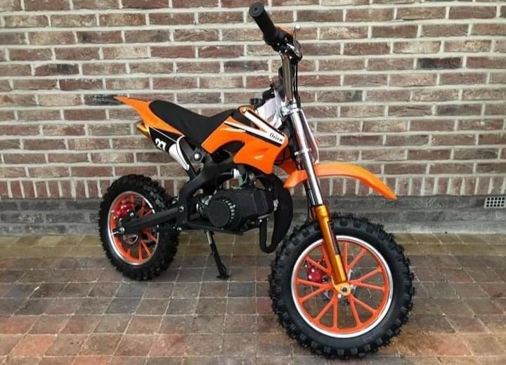ATV COPII/MOTOCICLETE  49cc MODEL PRO 2025 NEW
Produs nou!
Ridicare di