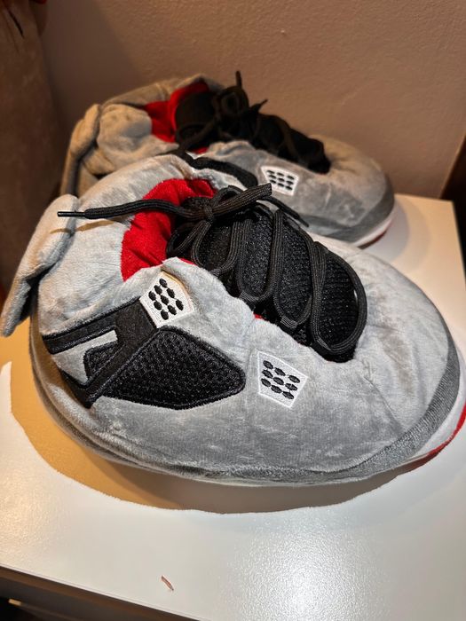 Papuci de casa jordan 4