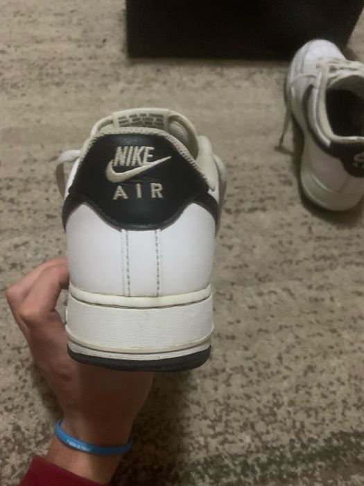 Air force 1 white and black