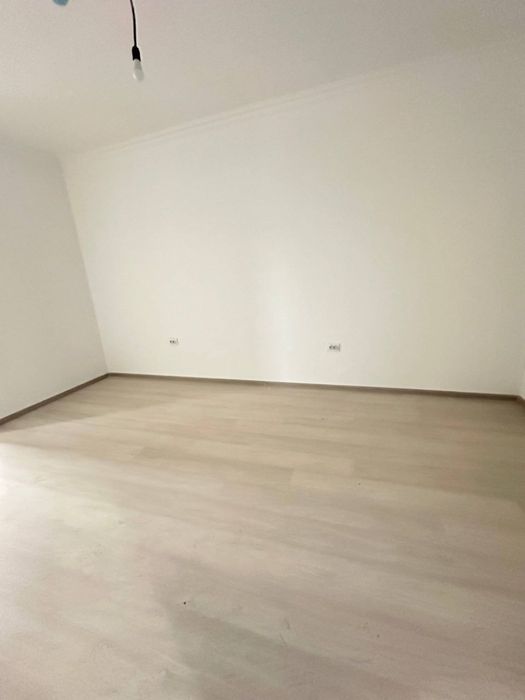 Сокин Макондан 2 хонали сотилади